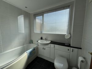 FAMILY BATHROOM- click for photo gallery